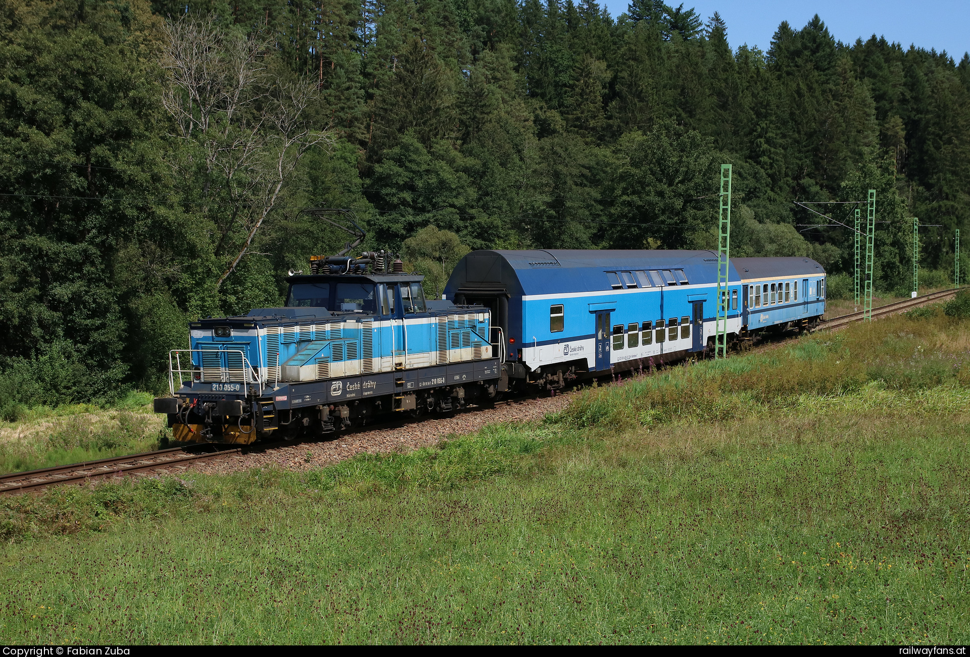 České dráhy 210 055 in Herbertov mit dem Os 18834  Railwayfans