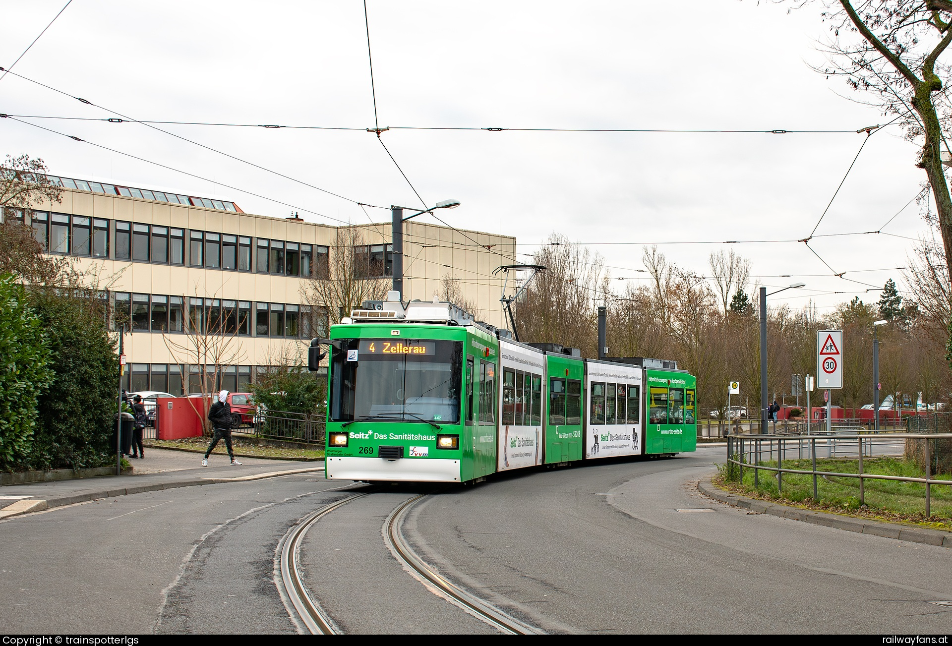 WSB 269 in Friedrich-Spee-Straße - WSB GT-N 269 spotted in Wü - Sanderau Königsberger Straße   Railwayfans