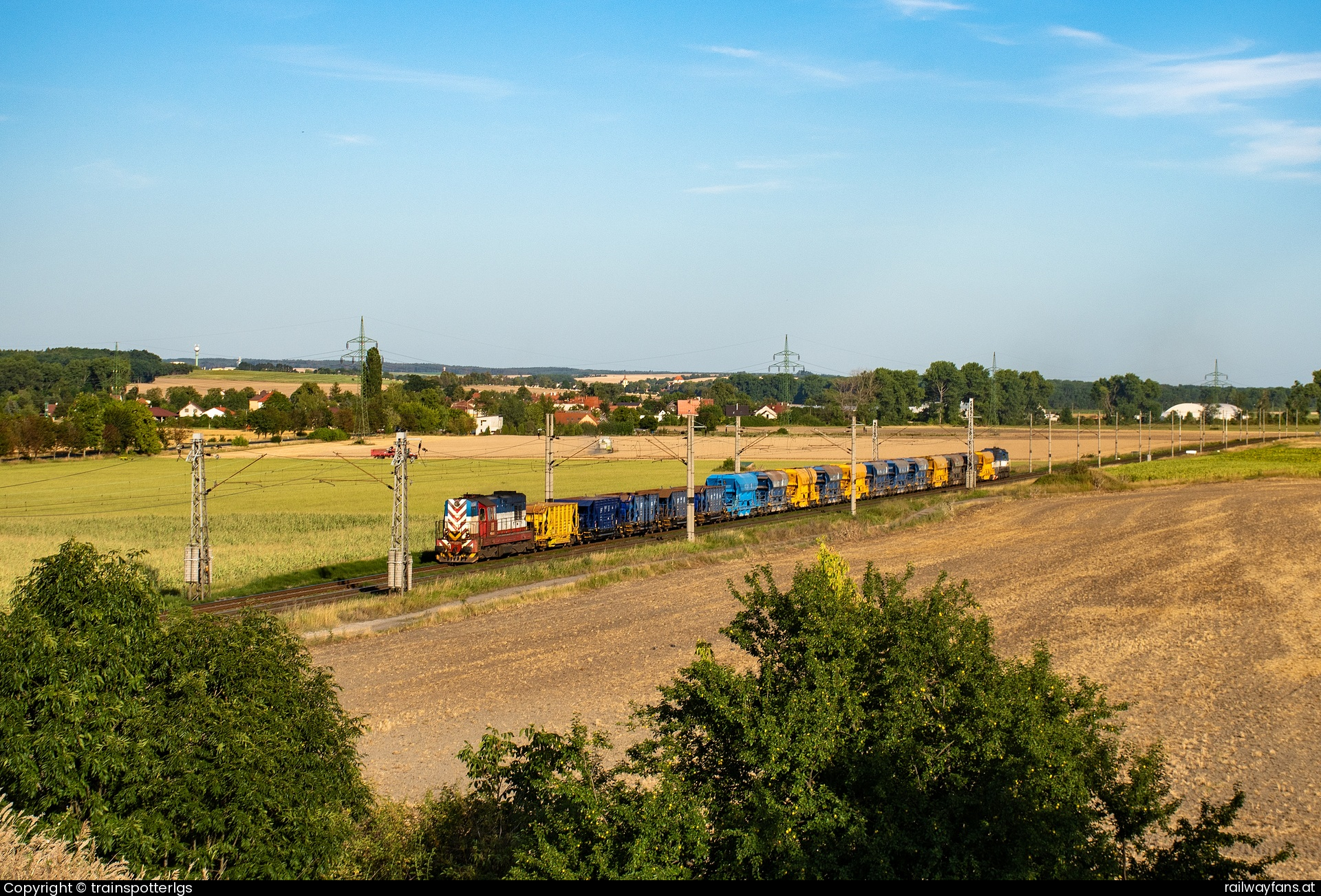 Strabag 740 658 in Prackenbach - STRABAG 740 658 spotted in Malý Újezd
   Railwayfans