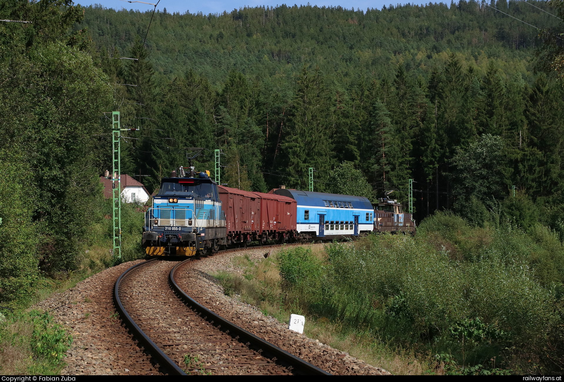 České dráhy 210 055 in Großhaarbach mit dem Os 28878  Railwayfans