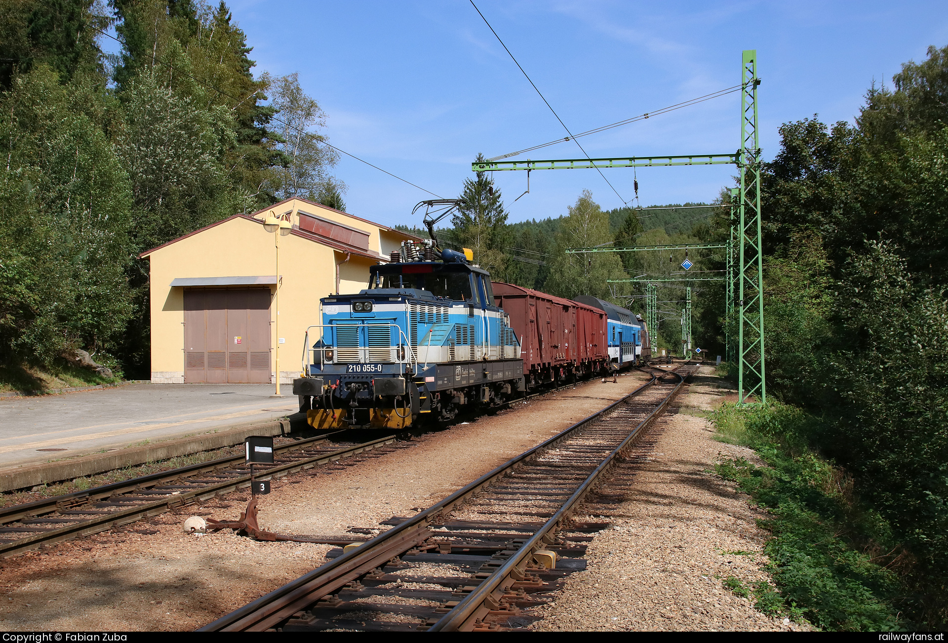 České dráhy 210 055 in Prackenbach mit dem Os 28874  Railwayfans