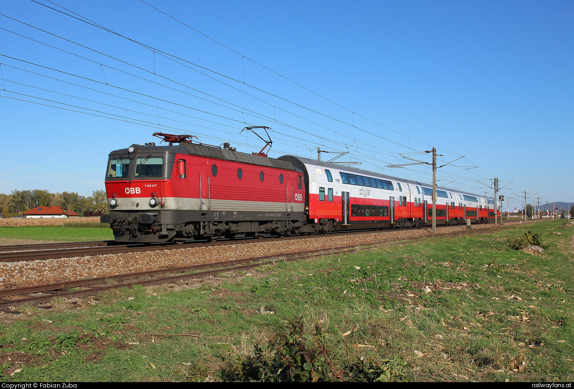 ÖBB 1144 277 in Langenlebarn - Oberaigen  Railwayfans