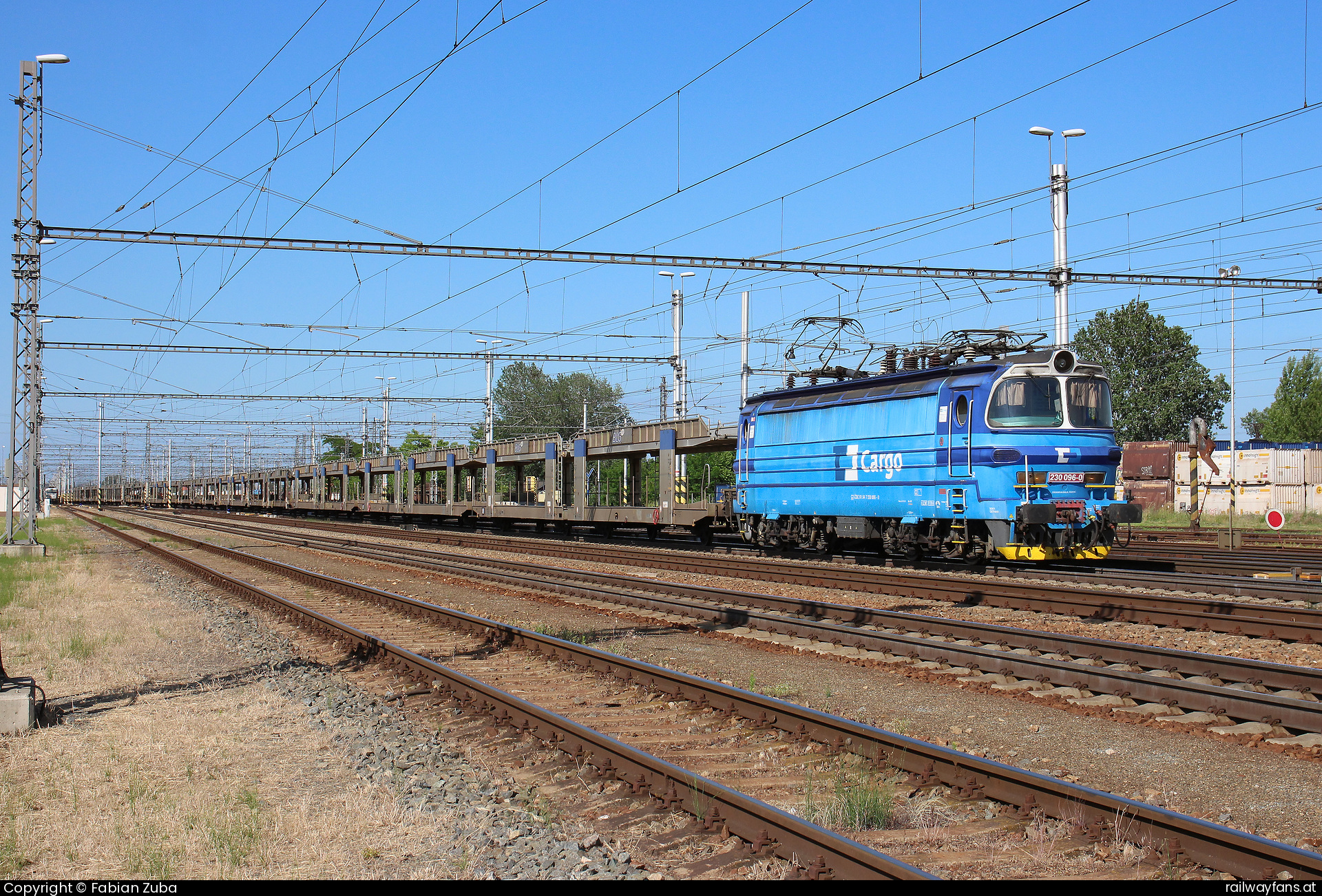 CD Cargo 230 096 in Na Hrůdách  Railwayfans