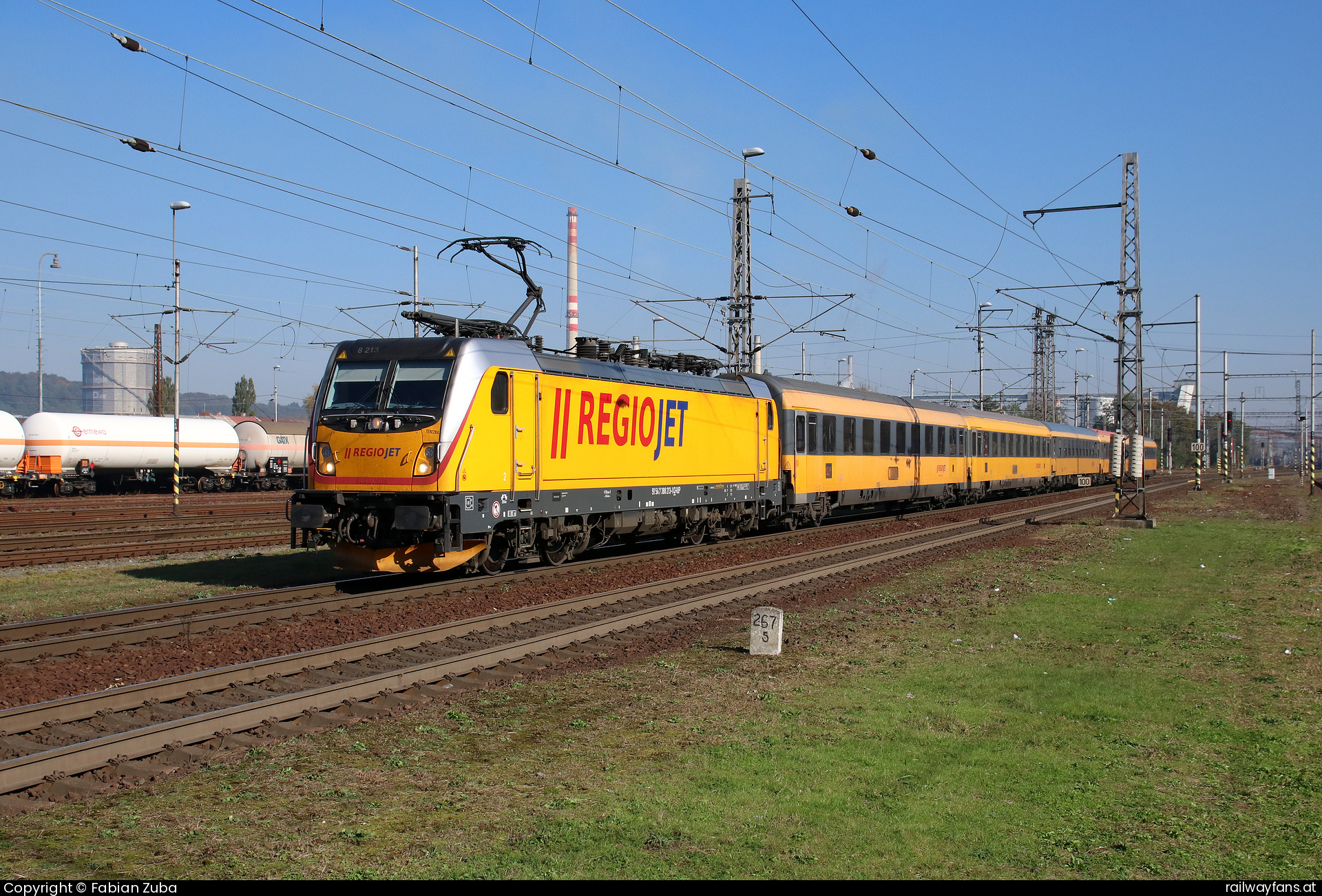 Regiojet 388 213 in Ostrava hl.n. mit dem RGJ 1114  Railwayfans