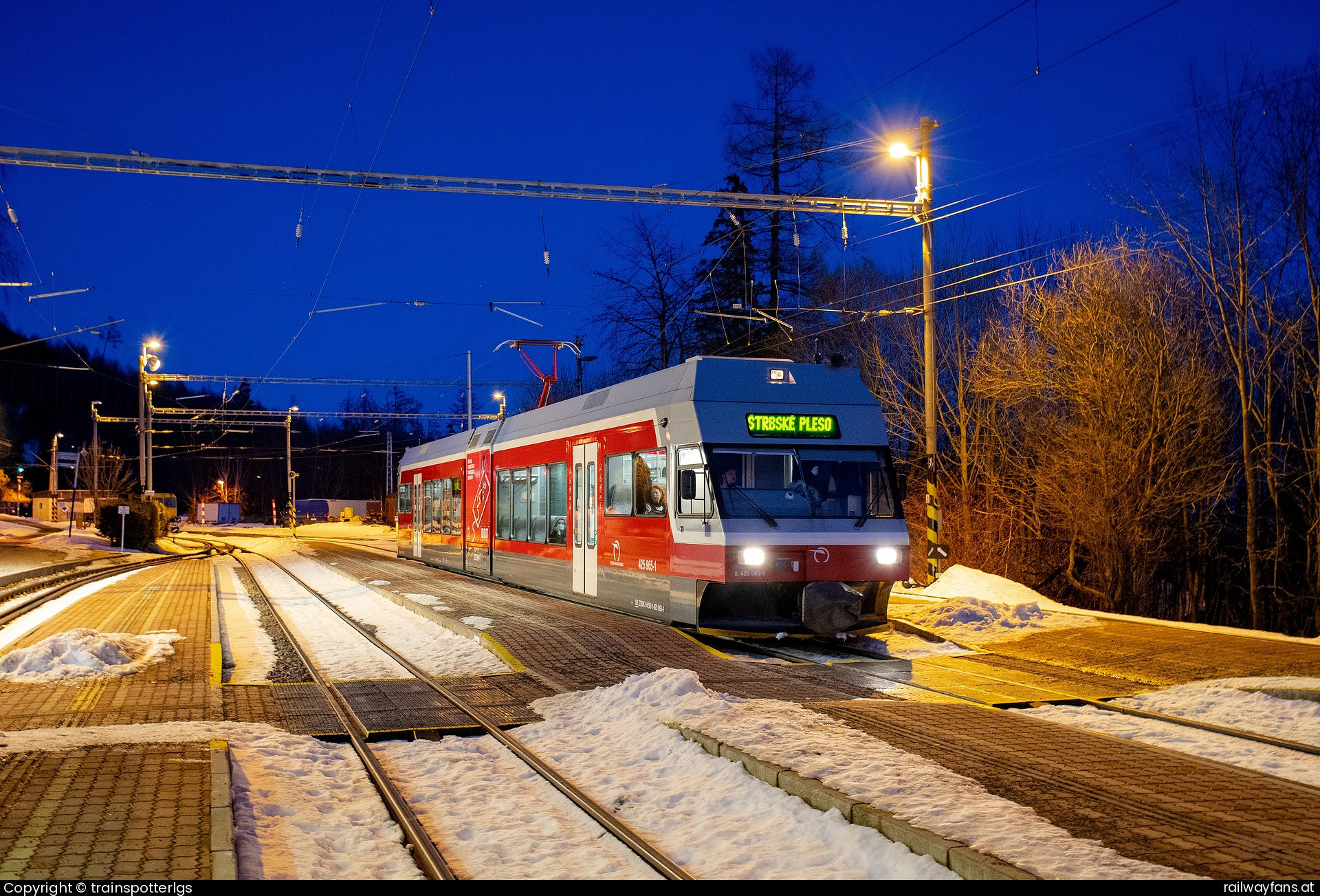 ZSSK 425 965 in Starý Smokovec - ZSSK 425 965 spotted in Starý Smokovec\r\n   Railwayfans