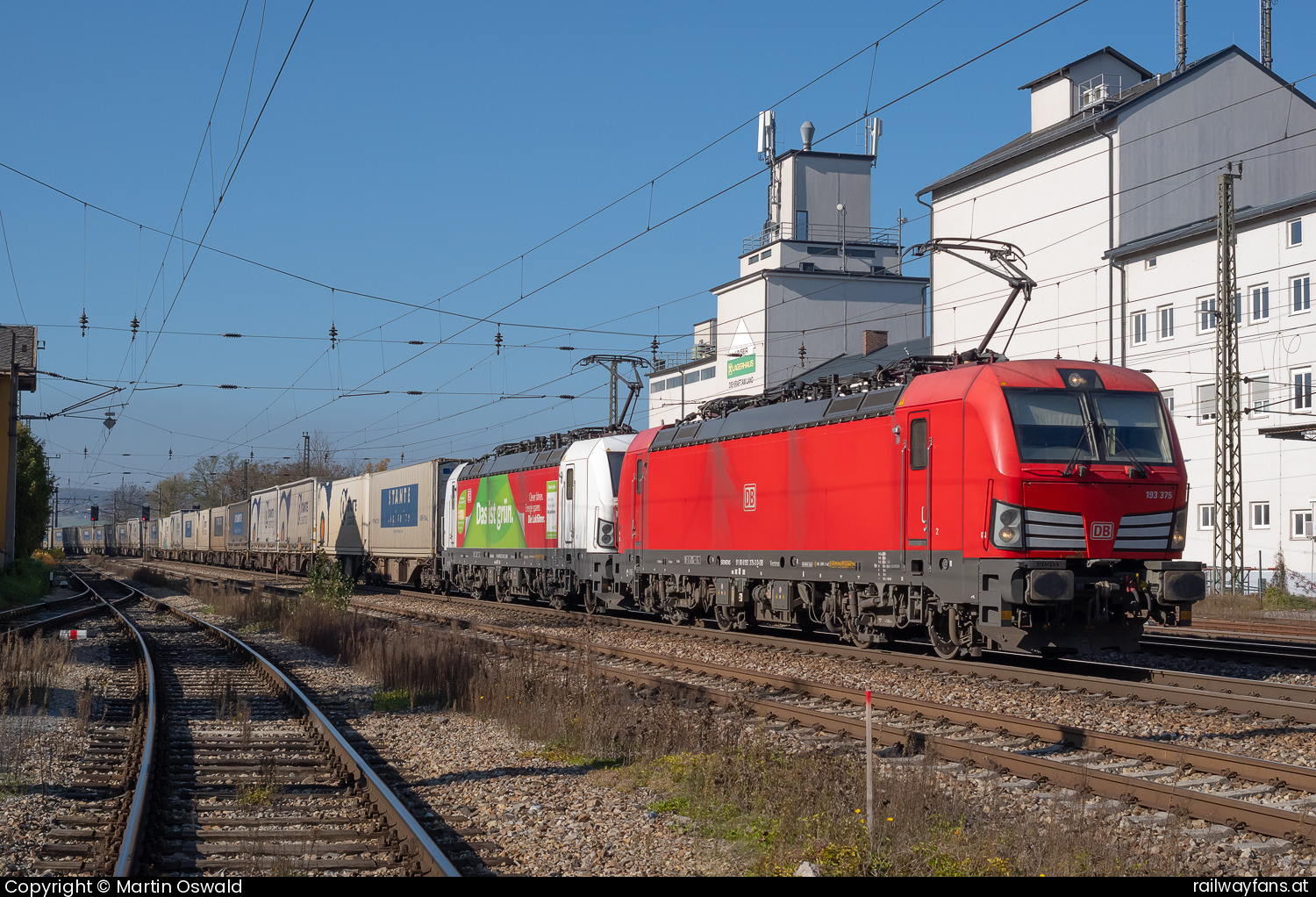 DB Cargo 193 375 in Neulengbach - mit 193 361.  Westbahn | Wien Westbahnhof - St. Pölten (alt) Railwayfans