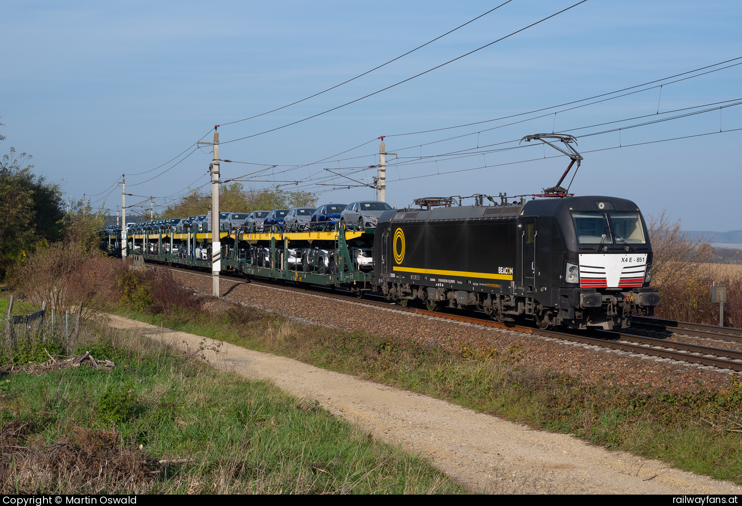 Beacon Rail 193 851 in Schildberg Westbahn | Wien Westbahnhof - St. Pölten (alt) Railwayfans