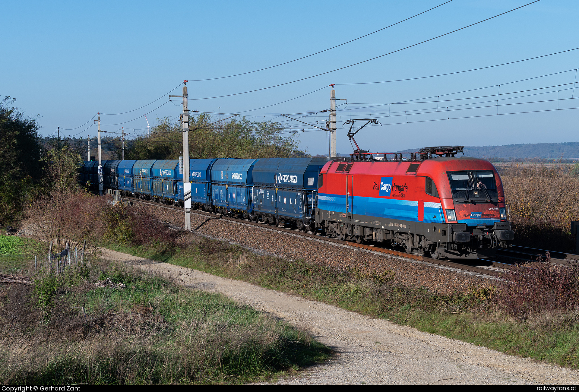 ÖBB 1116 045 in Schildberg  Railwayfans