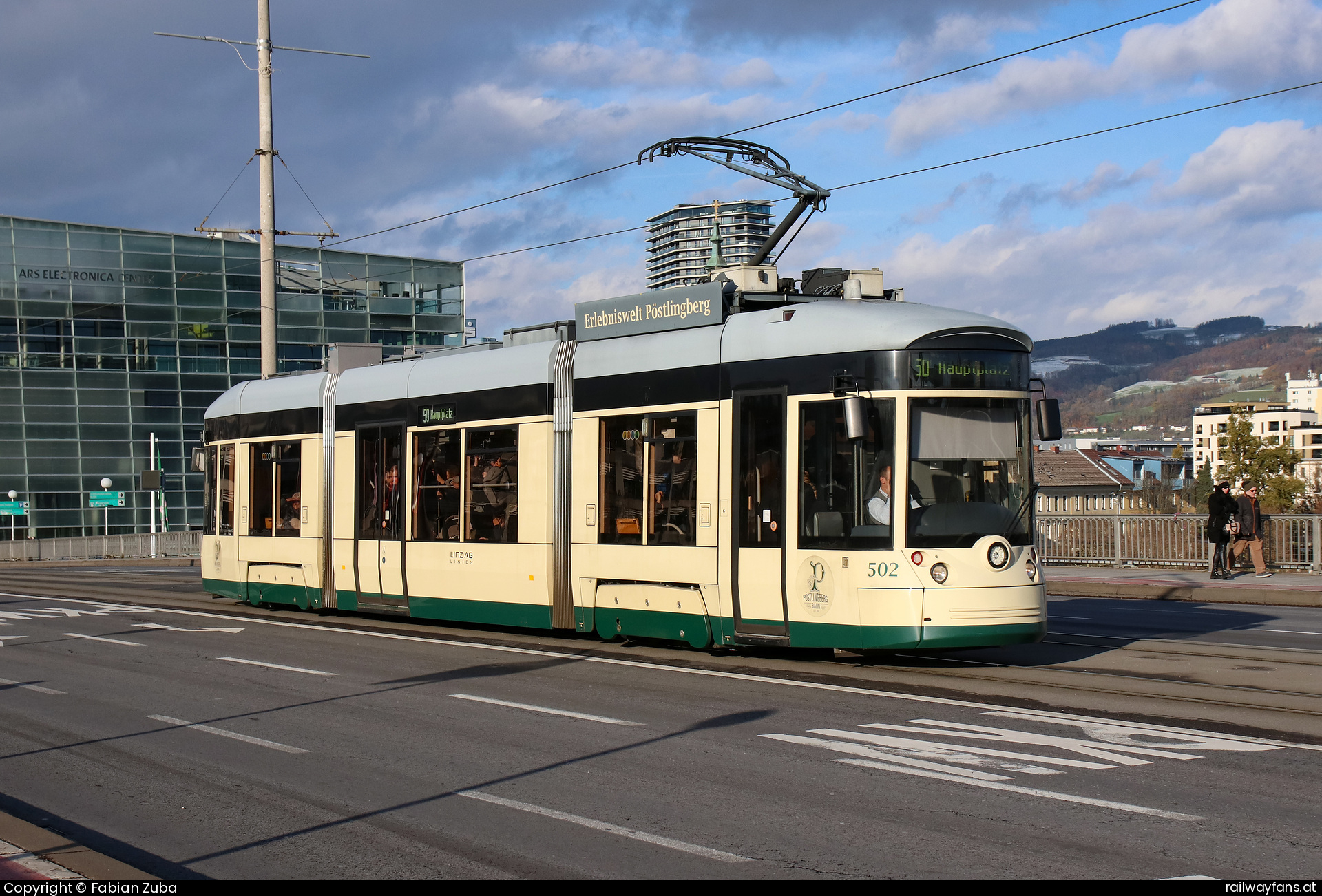 LINZ AG Linien 502 in Linz Nibelungenbrücke  Railwayfans