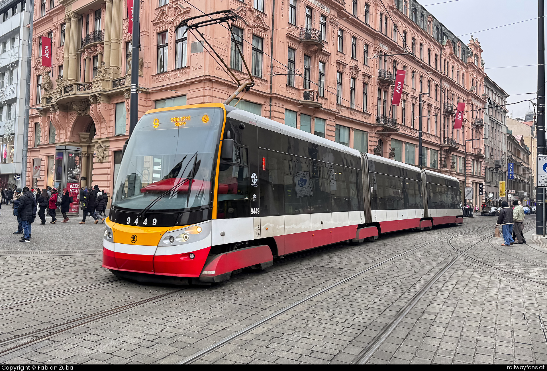 DPP 9449 in Praha Vaclavske namesti  Railwayfans