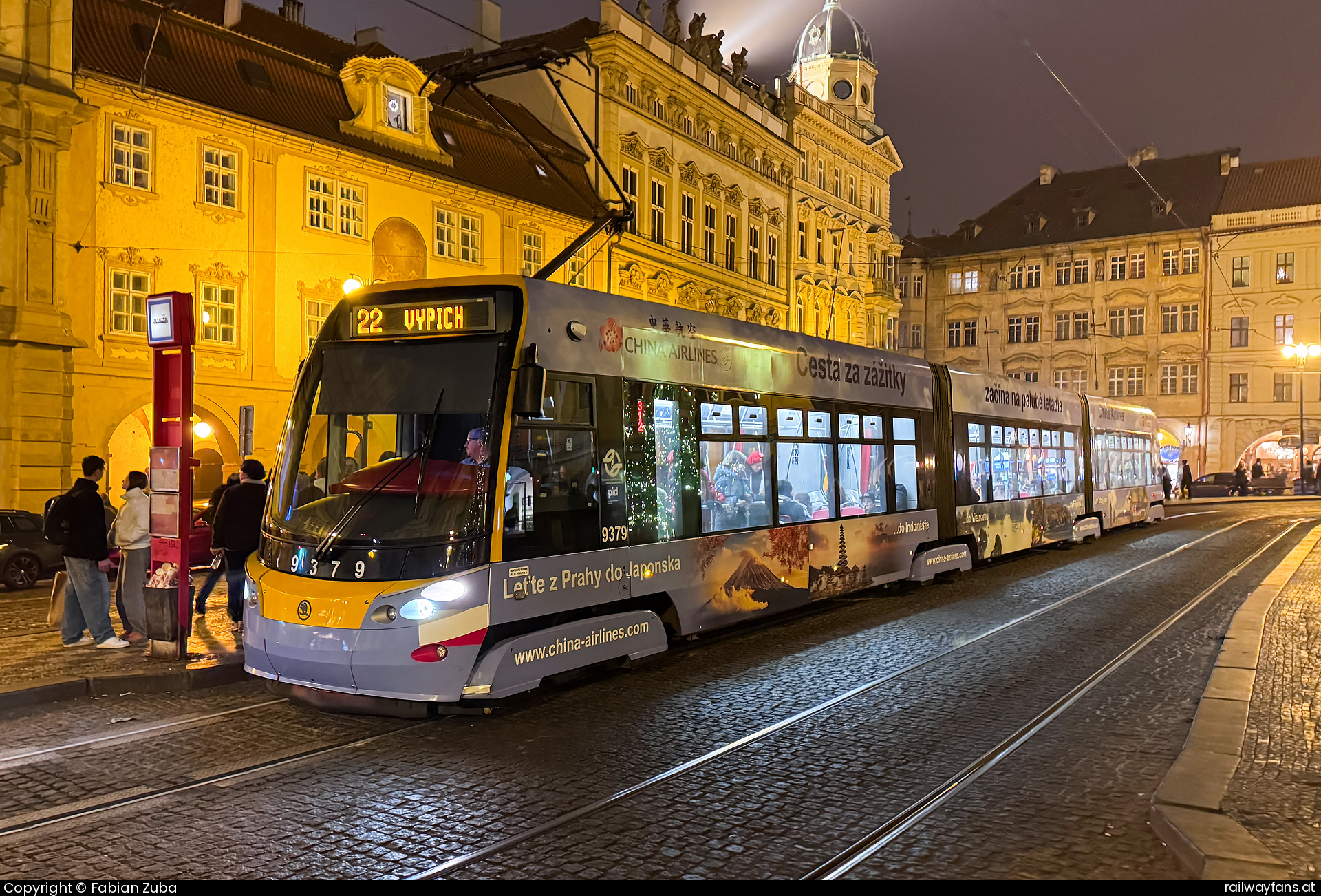 DPP 9379 in Praha Malostranske namesti  Railwayfans