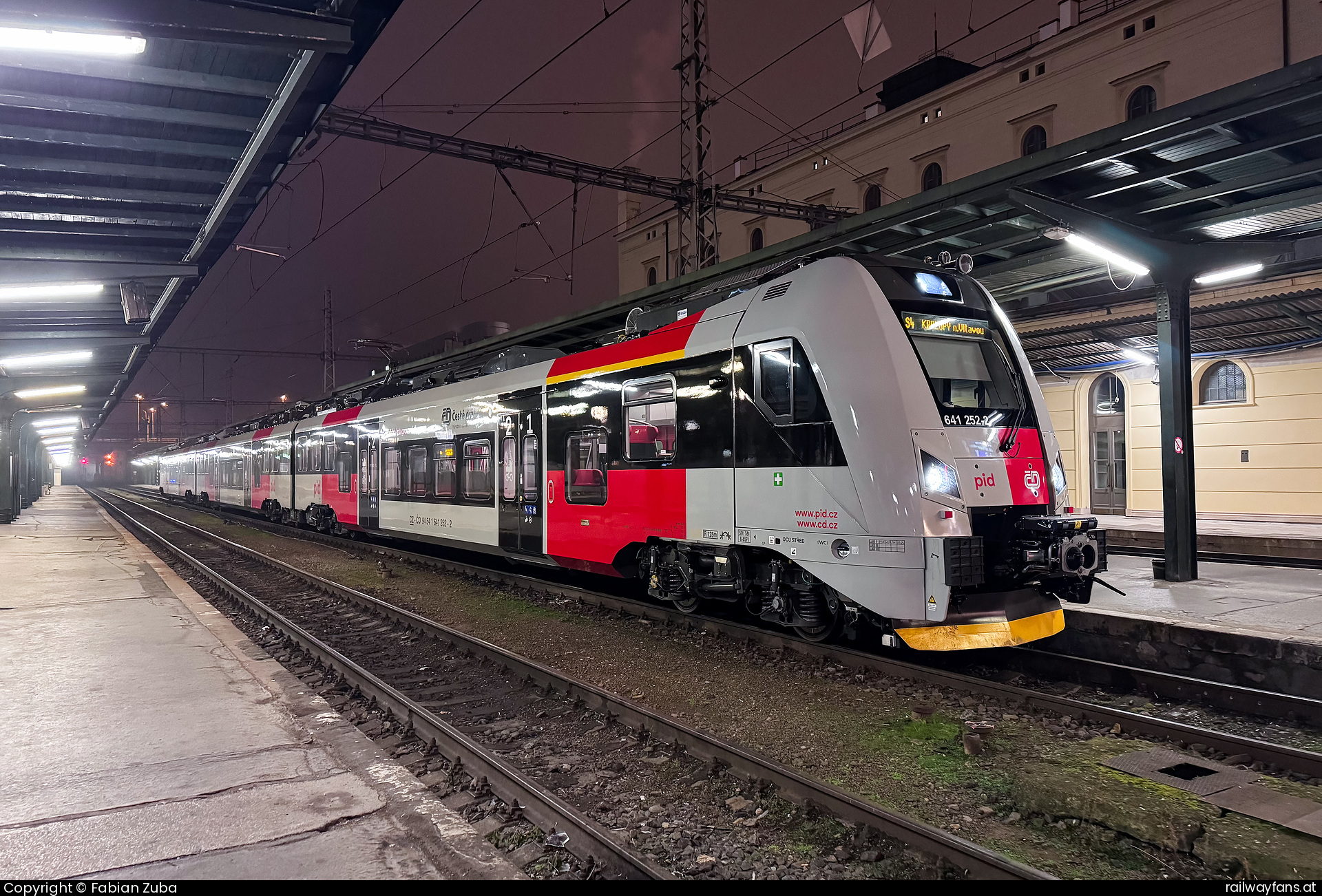 České dráhy 641 252 in Praha Masarykovo n. mit dem Os 9649  Railwayfans