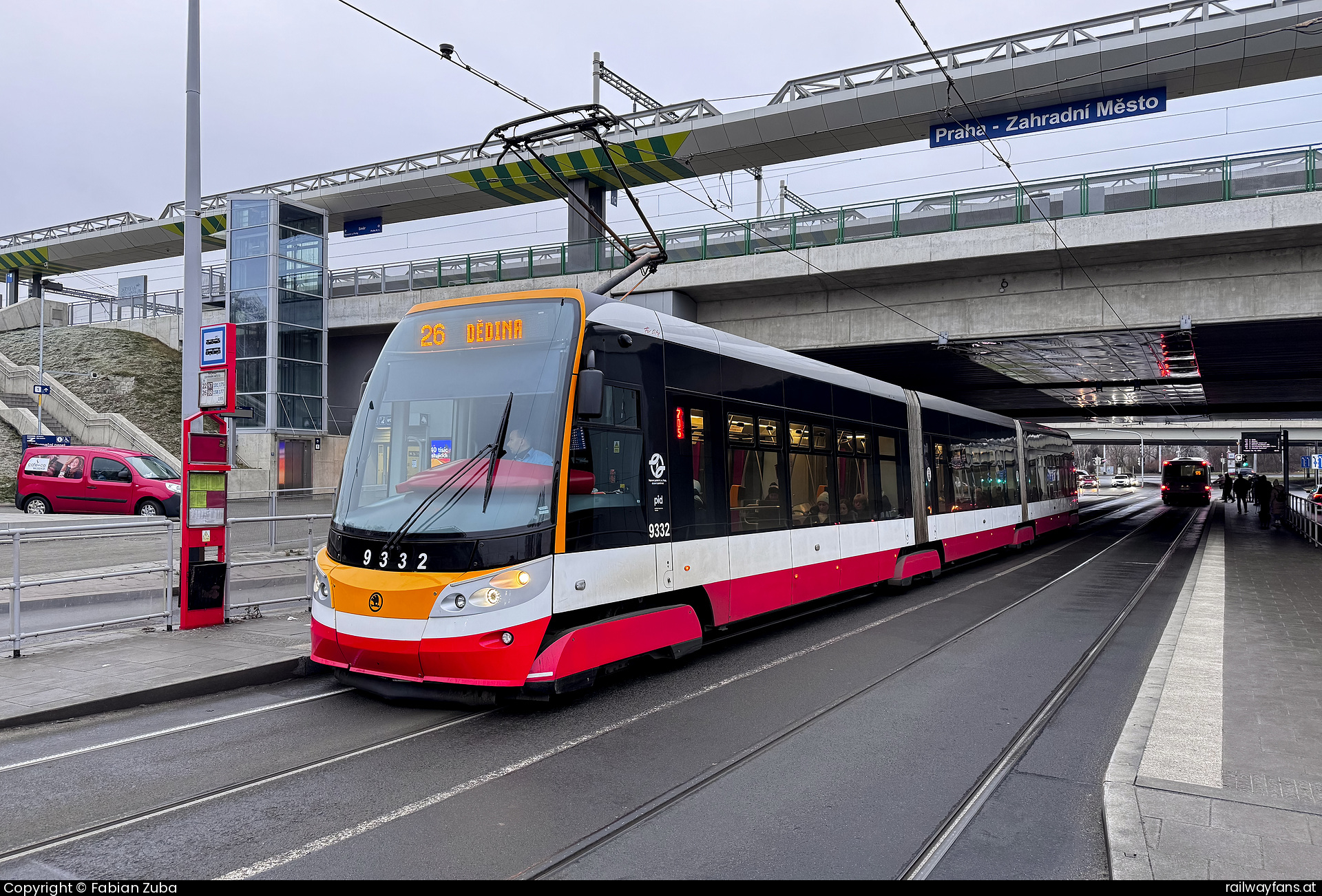 DPP 9332 in Praha Zahradni Mesto  Railwayfans