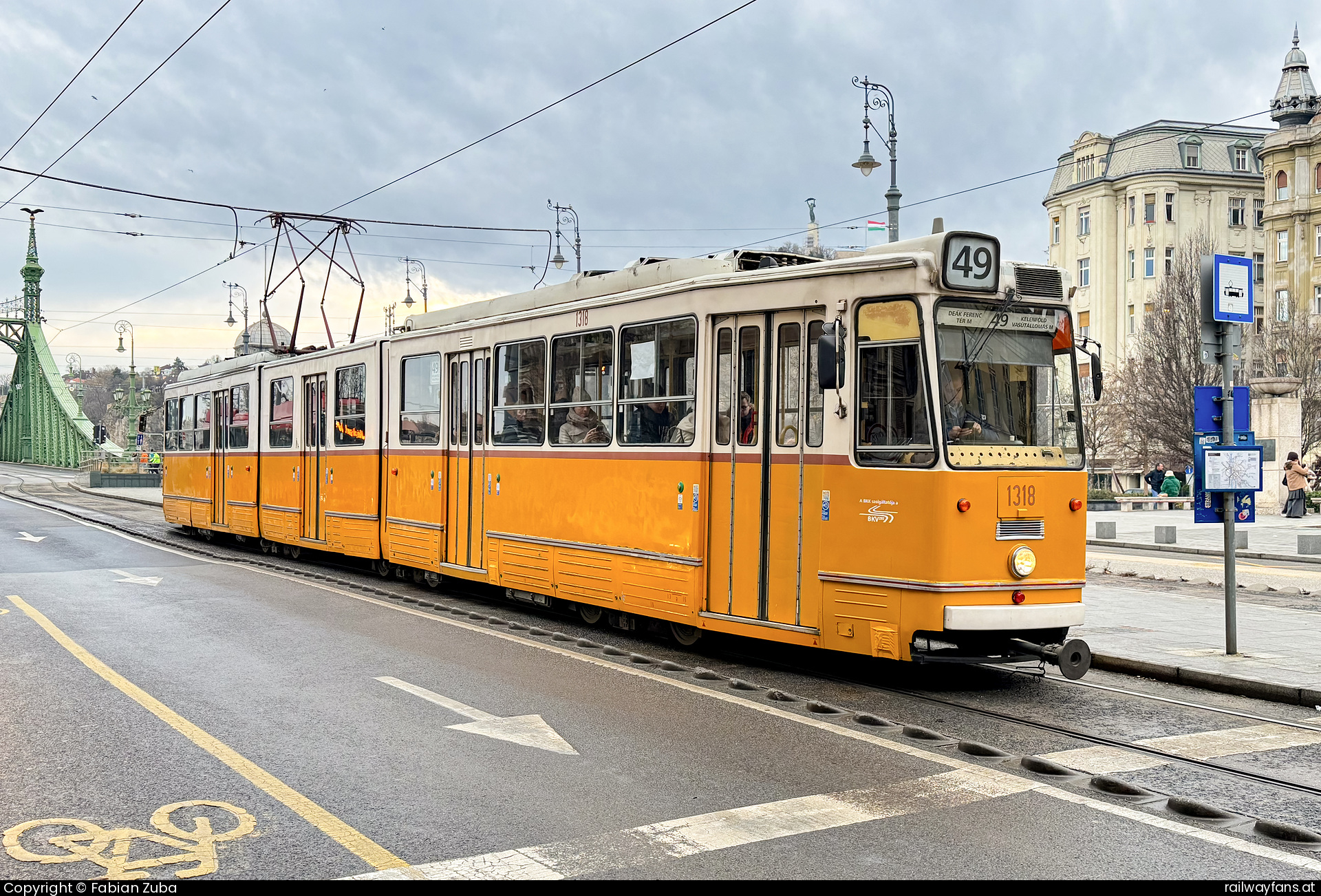 Budapesti Közlekedési Központ 1318 in Budapest Fővám tér  Railwayfans