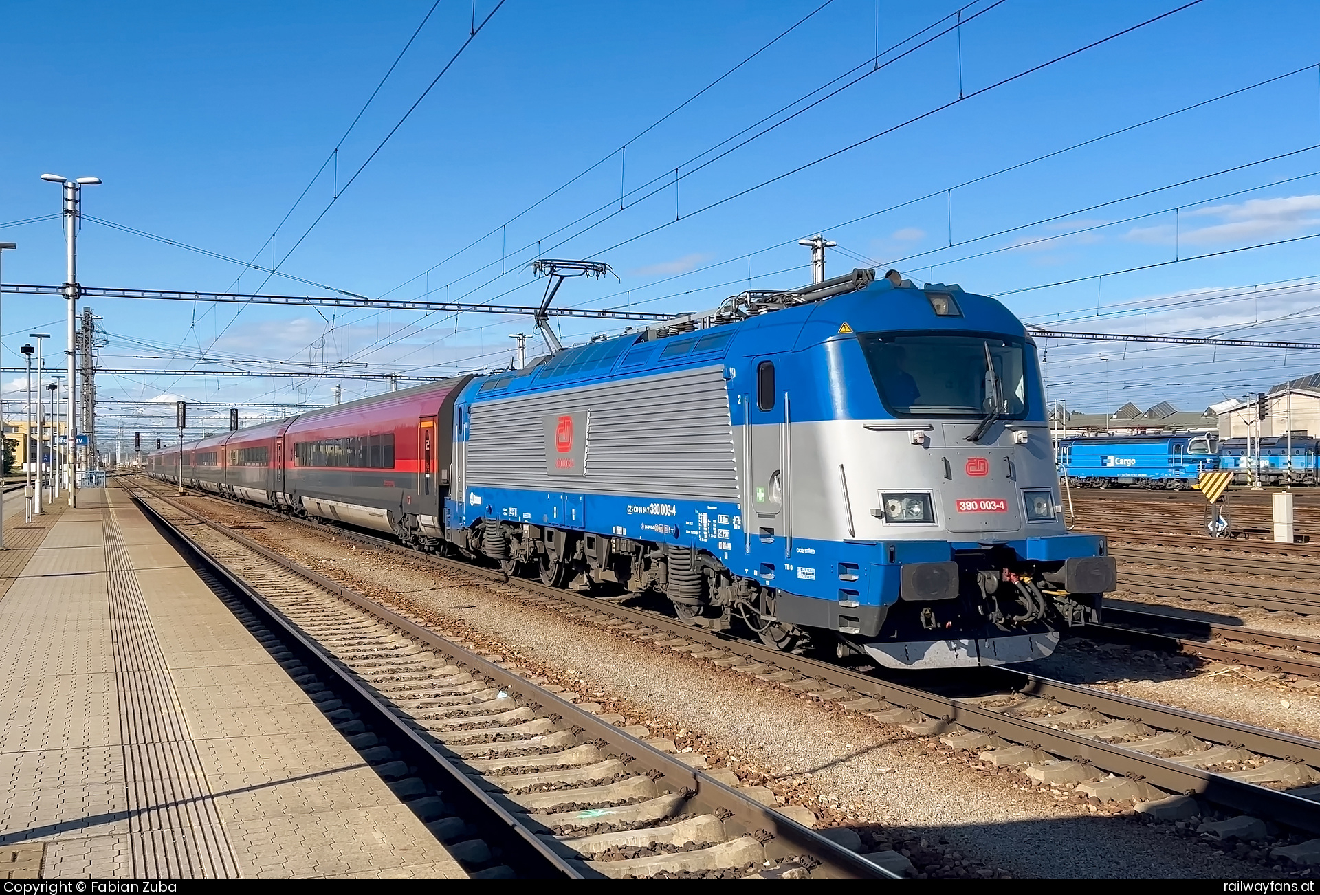 České dráhy 380 003 in Breclav mit dem RJ 371  Railwayfans