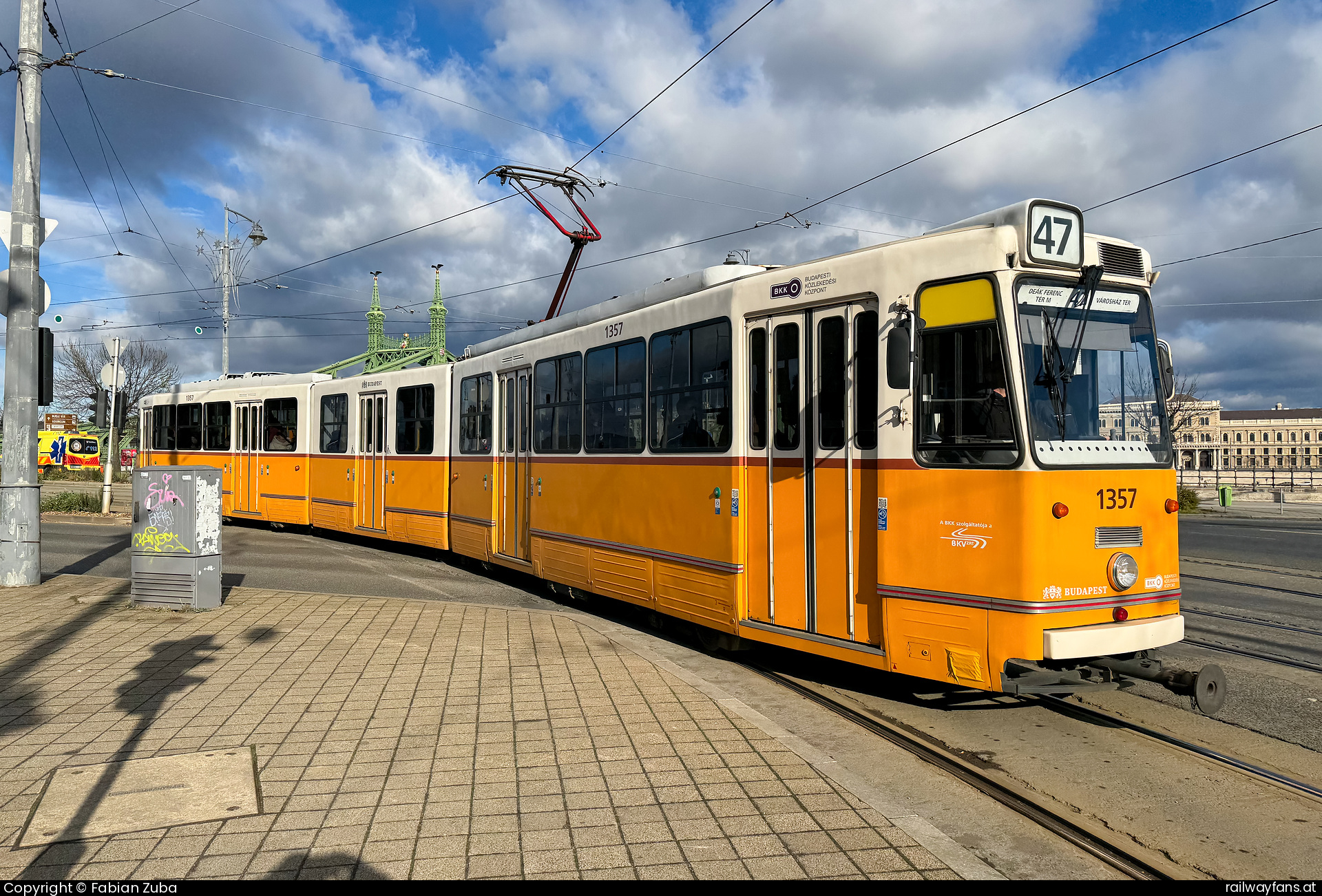 Budapesti Közlekedési Központ 1357 in Budapest Szent Gellert ter  Railwayfans