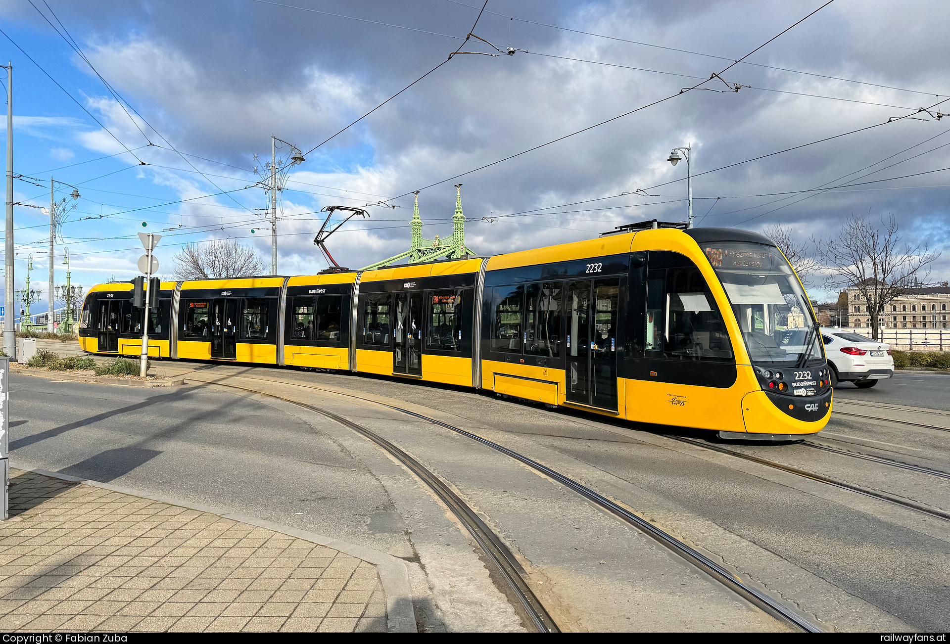 Budapesti Közlekedési Központ 2232 in Budapest Szent Gellert ter  Railwayfans