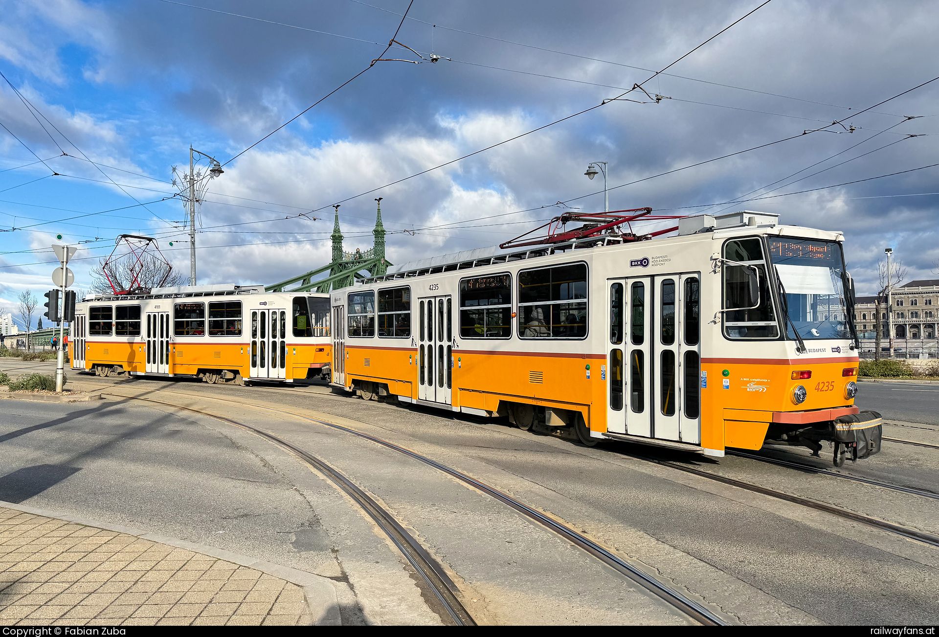 Budapesti Közlekedési Központ 4235 in Budapest Szent Gellert ter  Railwayfans