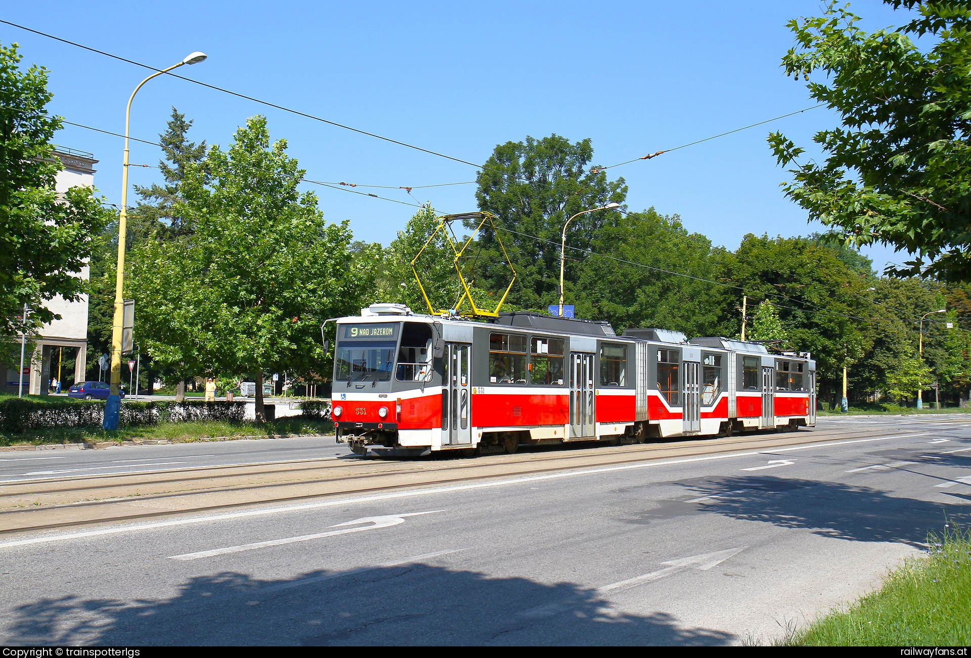 dpmk 531 in Komenského -  DPMK 531 spotted in Okresny Urad   Railwayfans