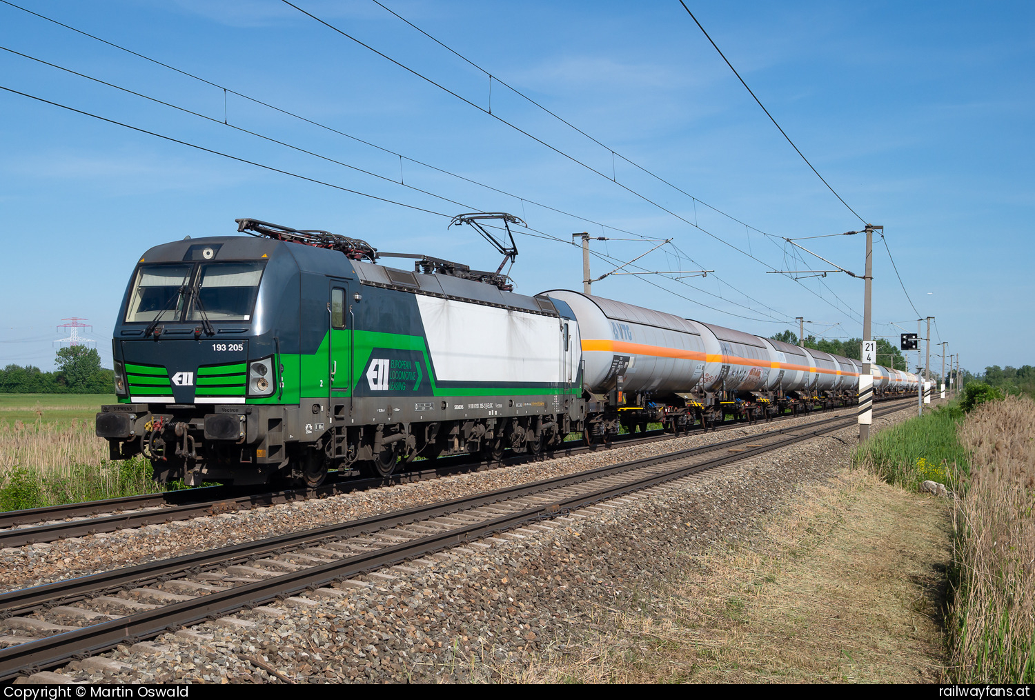 ELL  193 205 in Gramatneusiedl Ostbahn | Wien Hbf - Hegyeshalom Railwayfans
