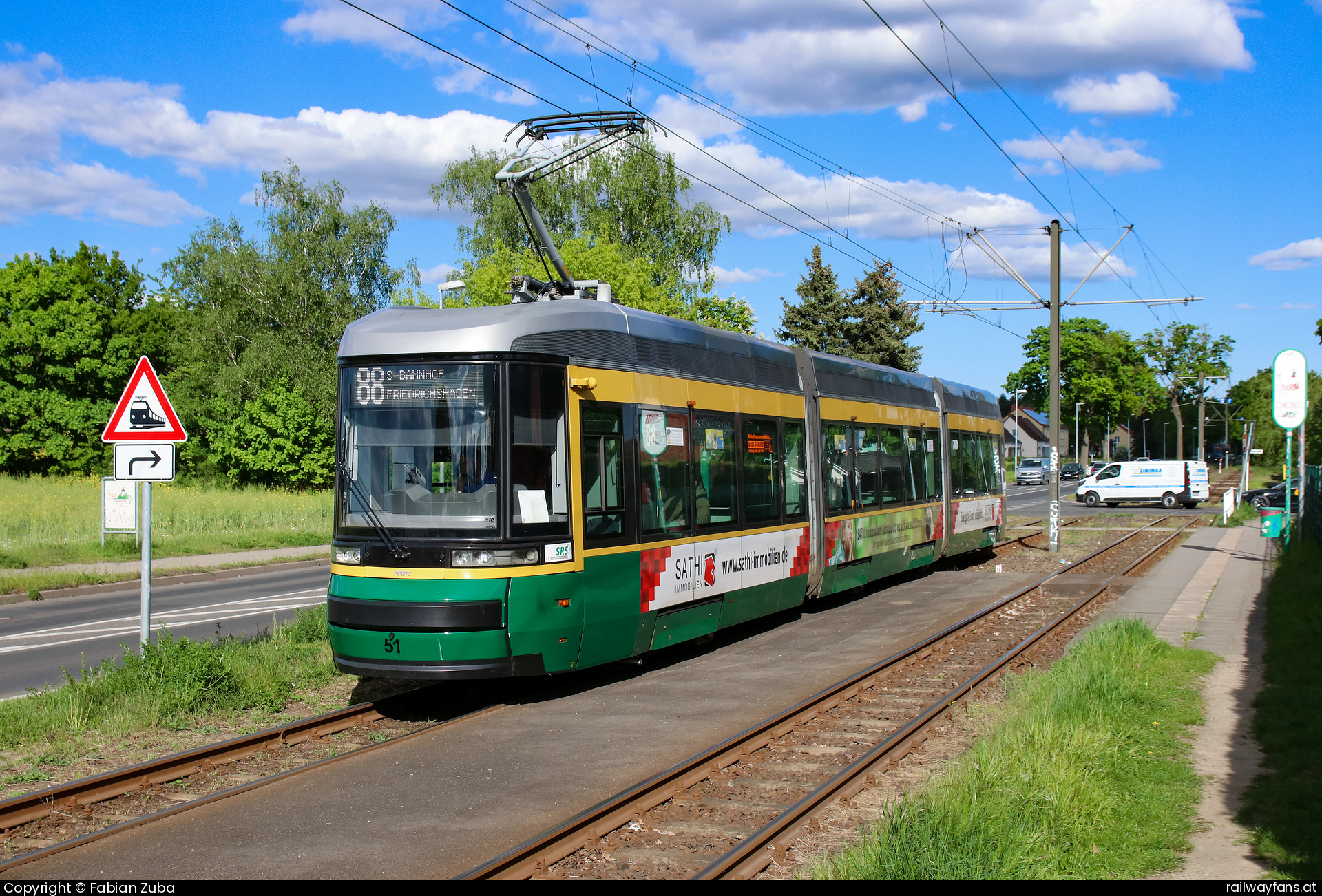 Straßenbahn Schöneiche 51 in Schöneiche Jägerstraße  Railwayfans