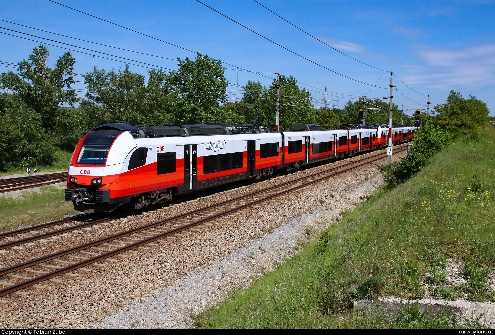 ÖBB 4746 108 in B9 mit dem S7 / 24598  Railwayfans