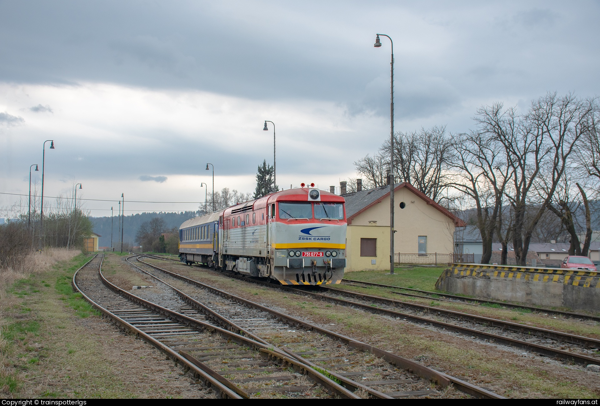 ZSSK Cargo 751 077 in Štefánikova - ZSSKC 751 077 whit GPK spotted in Spišské Podhradie   Railwayfans