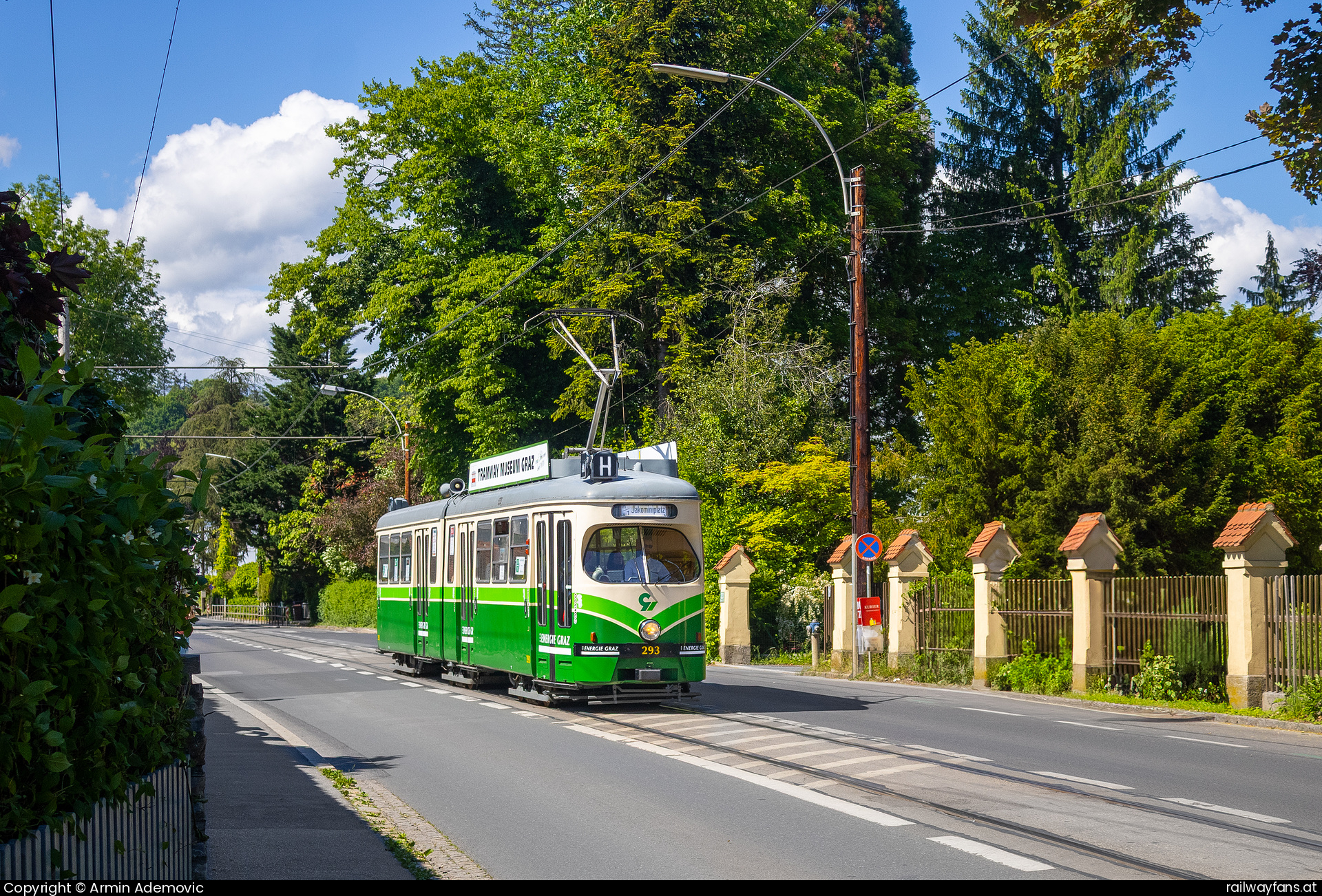 Tramway Museum Graz TW 293 in Hilmteichstraße Graz Linie 1 | Mariatrost – Eggenberg Railwayfans
