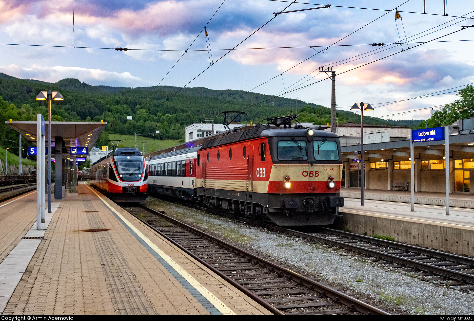 ÖBB 1144 092 in Leoben Hbf mit dem IC602 Kronprinz Rudolf-Bahn Railwayfans