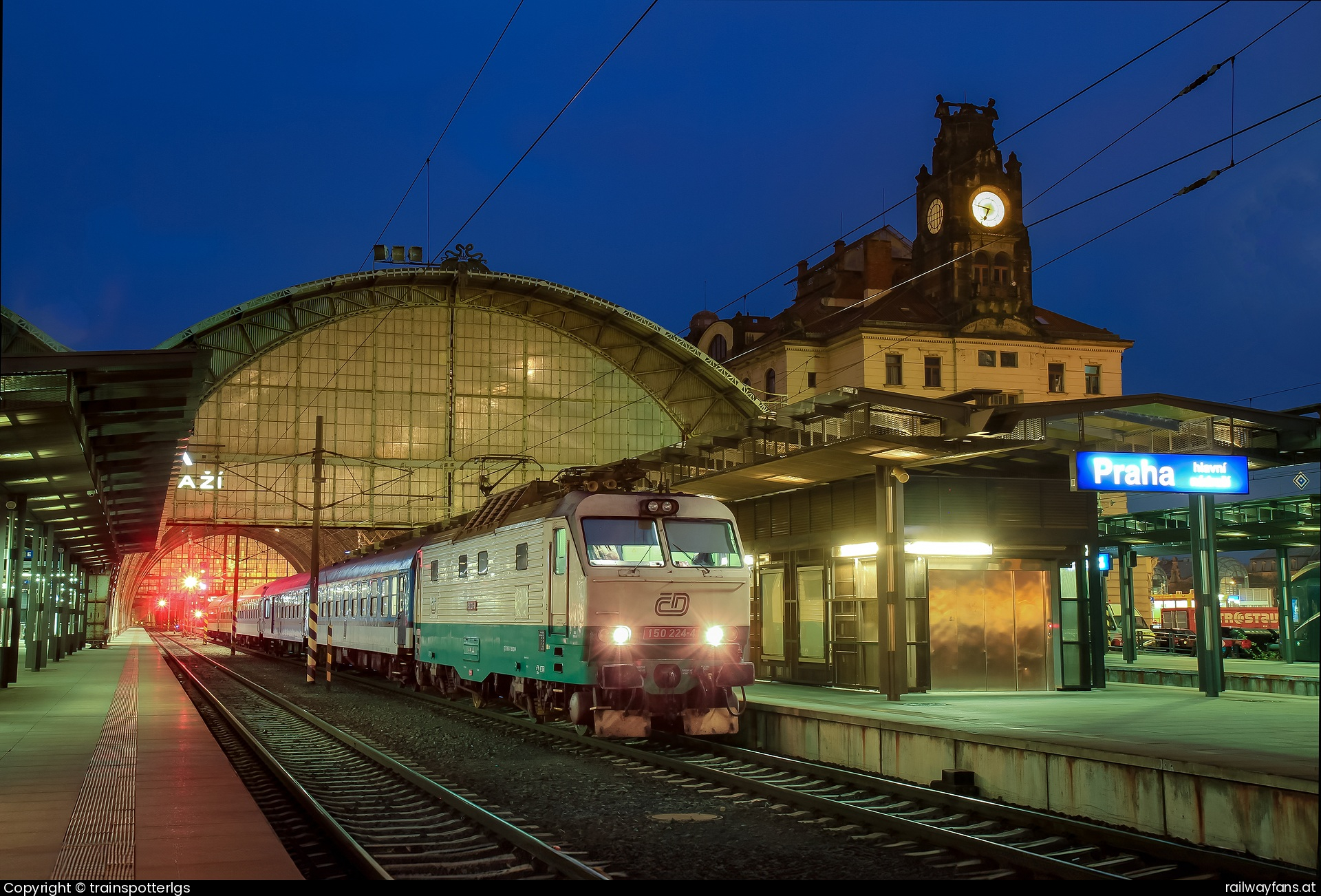 České dráhy 150 224 in 5S - CD 150 224 spotted in Praha hl.n.   Railwayfans