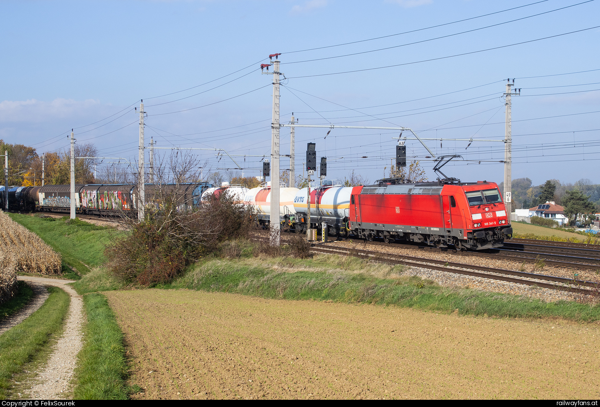 DB Cargo 185 341 in Böheimkirchen Westbahn | Wien Westbahnhof - St. Pölten (alt) Railwayfans