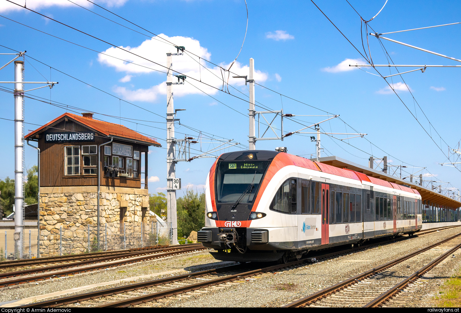 GKB 5063 009 in Deutschlandsberg mit dem S61 8523 steirische Westbahn Railwayfans