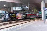 1116 216 ÖBB  Wien HBF Bahnhofsbild RJX 160 Railwayfans