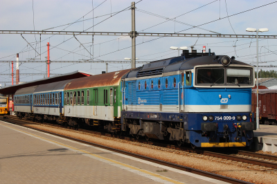 754.009 České dráhy Veseli nad Luznici - Ceske Velenice     Railwayfans
