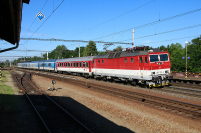 361 125 ZSSK Praha - Bohumin Lipnik nad Becvou    Railwayfans