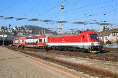 381 002 ZSSK Bratislava - Zilina Bratislava hl.st.    Railwayfans