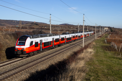 4746 517 ÖBB Südbahn | Wien Hbf -  Spielfeld Straß Freie Strecke  Gemeinde Pfaffstätten  Railwayfans