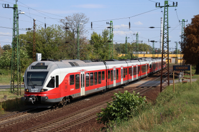 415 037 MÁV-START Hegyeshalom - Budapest (Raaber Ostbahn) Komarom    Railwayfans