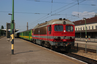 M41 2143 (418 143) MÁV-START Hegyeshalom - Budapest (Raaber Ostbahn) Györ    Railwayfans