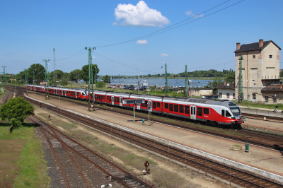 415 003 MÁV-START Hegyeshalom - Budapest (Raaber Ostbahn) Komarom    Railwayfans