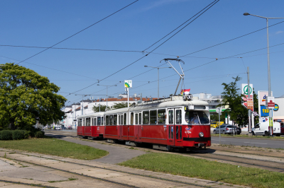 Wiener Linien E1 4784 in Brünner Straße