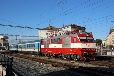 350 002 ZSSK Ceska Trebova - Breclav (KBS 002) Brno hl.n.  Bahnhofsbild  Railwayfans
