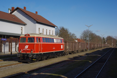 ÖBB 2043 005 in Mistelbach Lokalbahn mit dem 74290
