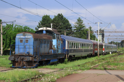 800 022 CFR Bucuresti - Brasov Brasov  Bahnhofsbild  Railwayfans
