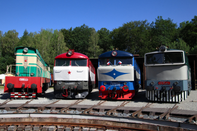 T478 1001 České dráhy Praha Masarykovo - Rakovnik Luzna u Rakovnika  Bahnhofsbild  Railwayfans