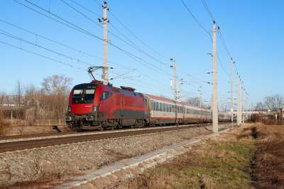 ÖBB 1116 220 in Gemeinde Leobersdorf mit dem RJ 133