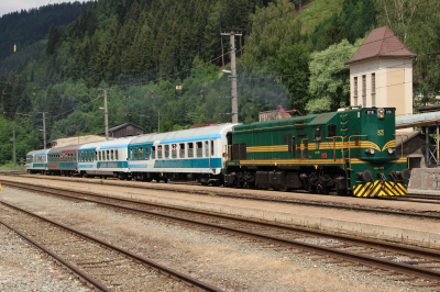 644 016 SZ  Wartberg im Mürztal  Bahnhofsbild  Railwayfans