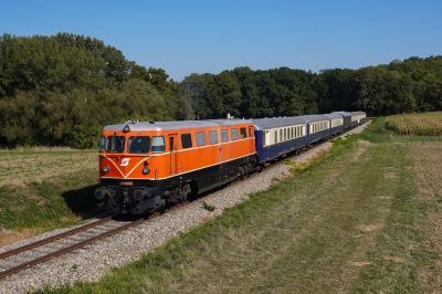 Regiobahn 2050 009 in L28 mit dem SLP 96239