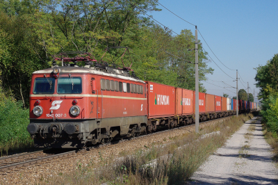 1042 007 ÖBB  Freie Strecke 52000 Getzersdorf  Railwayfans
