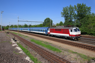 350 013 ZSSK  Freie Strecke  Lipnik nad Becvou  Railwayfans